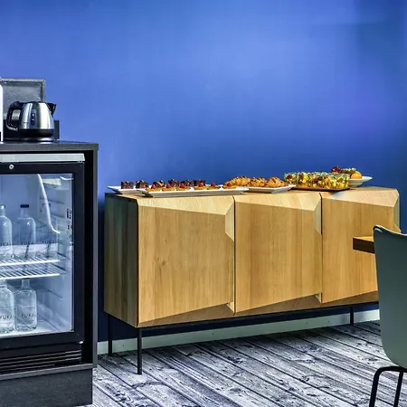 Ibis Styles Zurich City Center-2